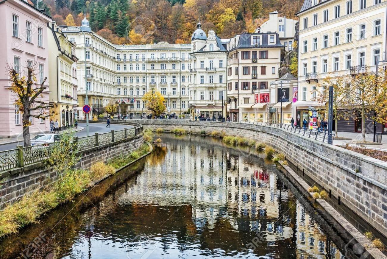 Imperial Apartment In Bohemia Residence By Rentez Karlovy Vary Exterior foto